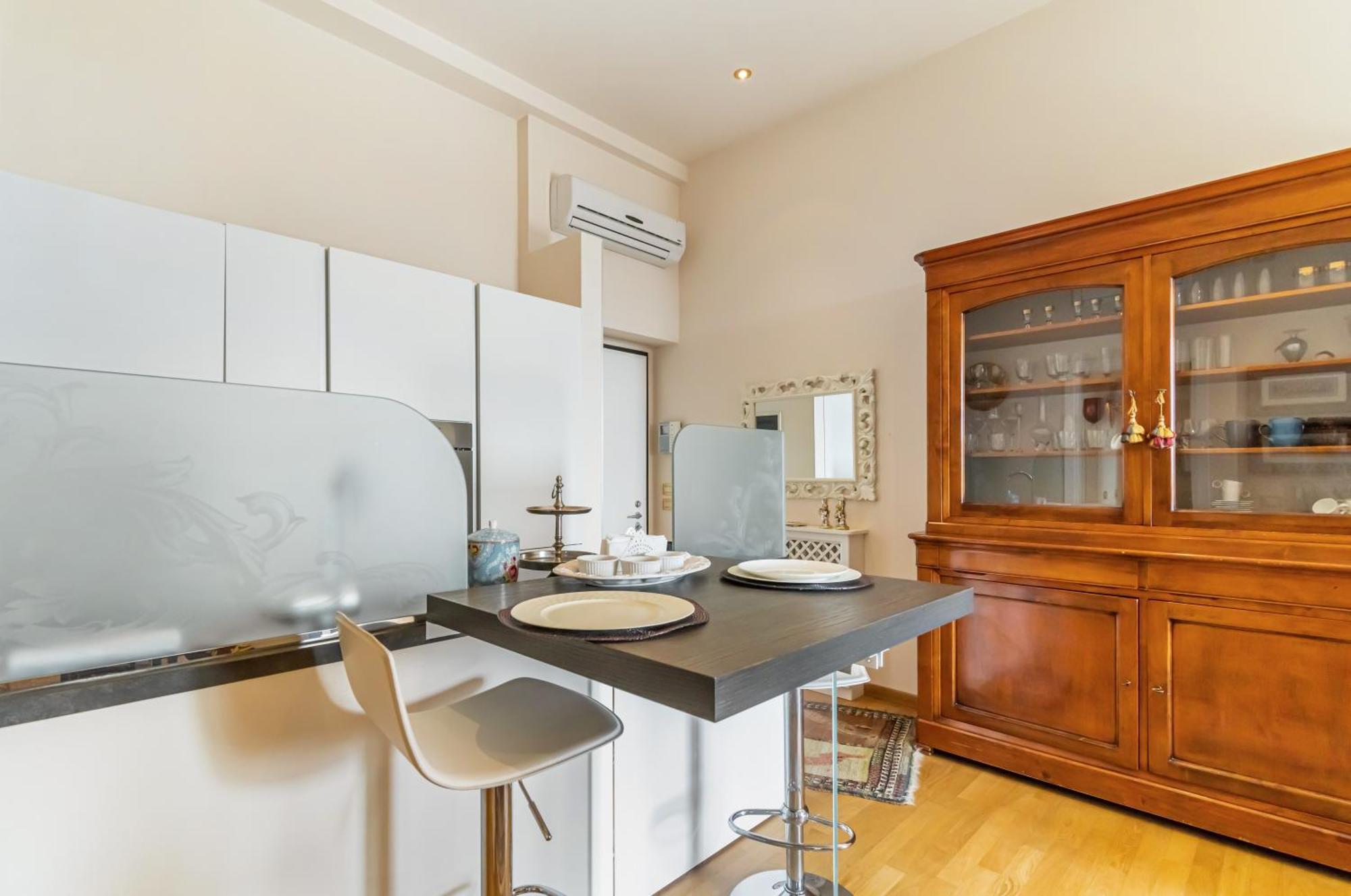 Porta Tufi Luxury Apartment With Private Parking! Siena Esterno foto
