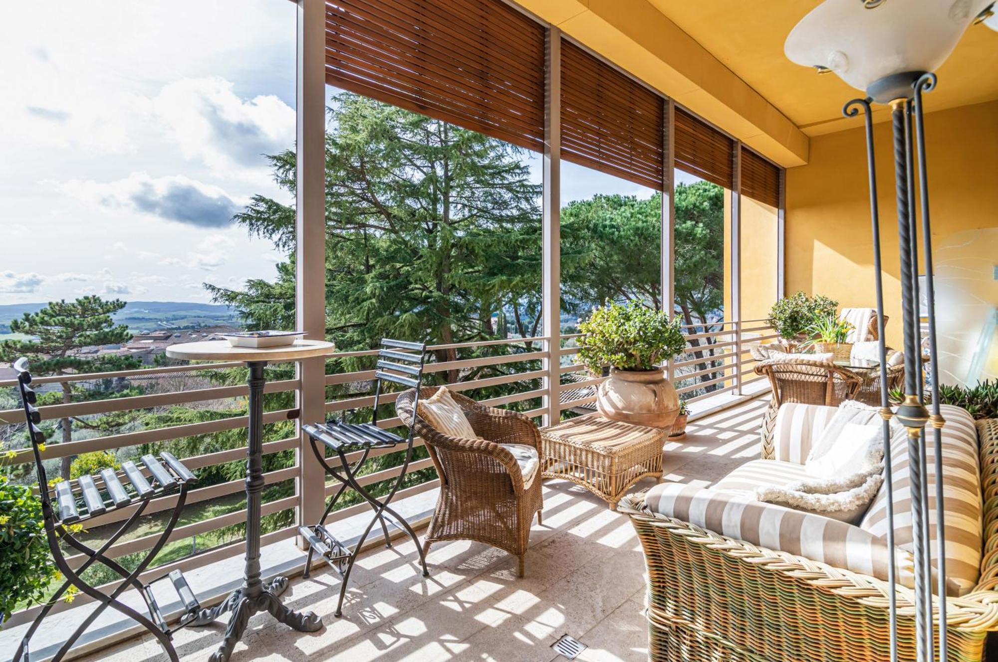 Porta Tufi Luxury Apartment With Private Parking! Siena Esterno foto
