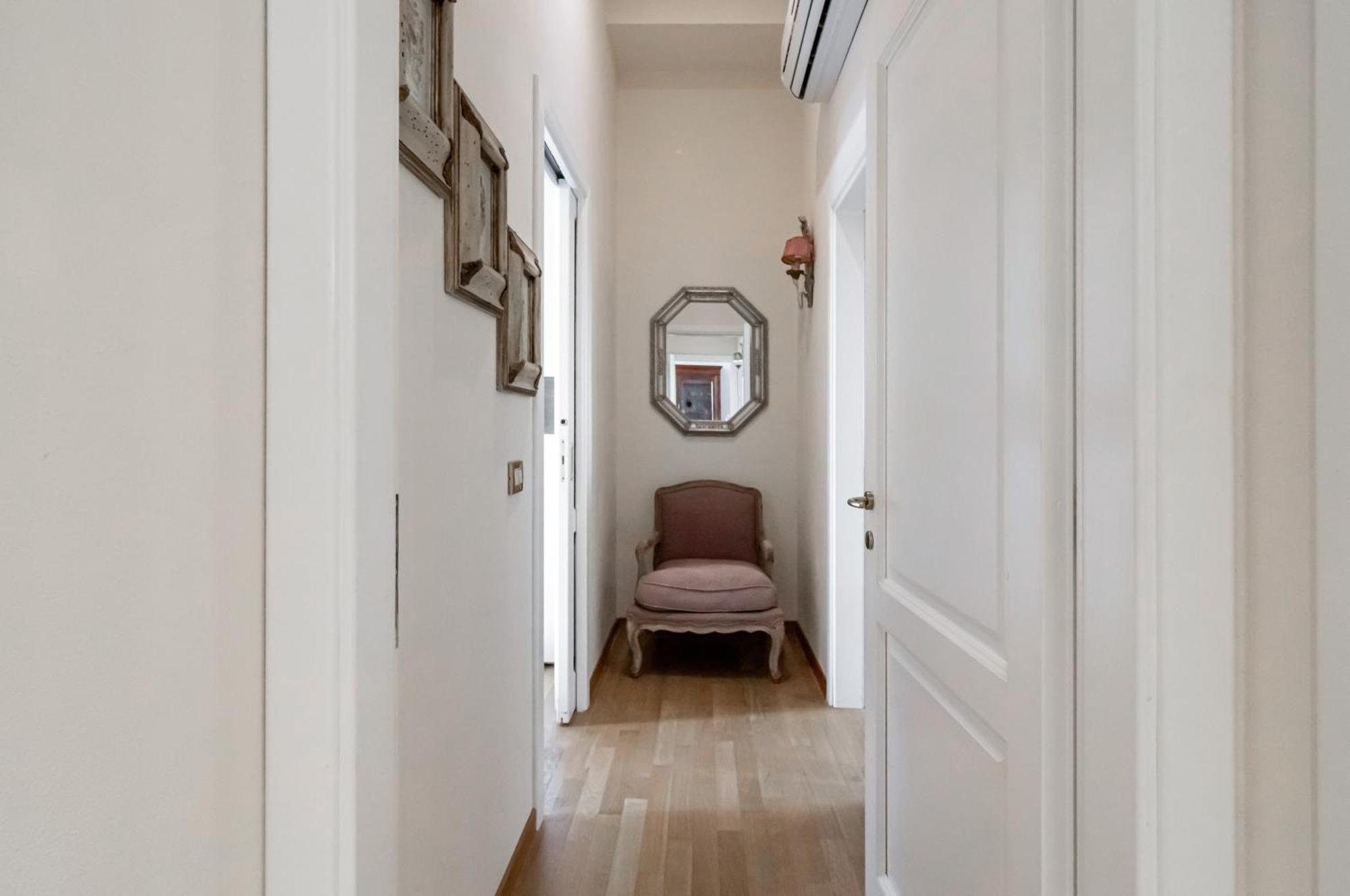 Porta Tufi Luxury Apartment With Private Parking! Siena Esterno foto